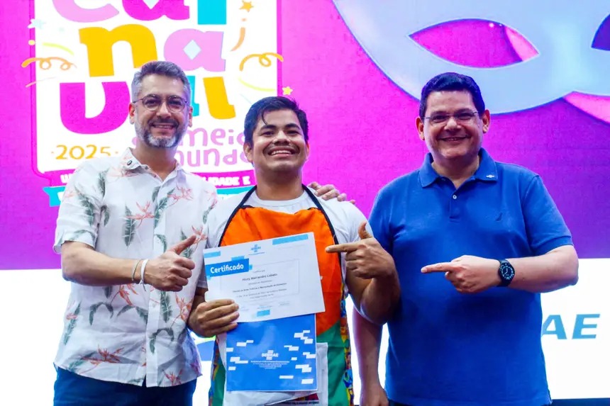 Governo do Amapá e Sebrae entregam 500 kits de boas práticas de manipulação de alimentos para empreendedores do&nbsp;Carnaval